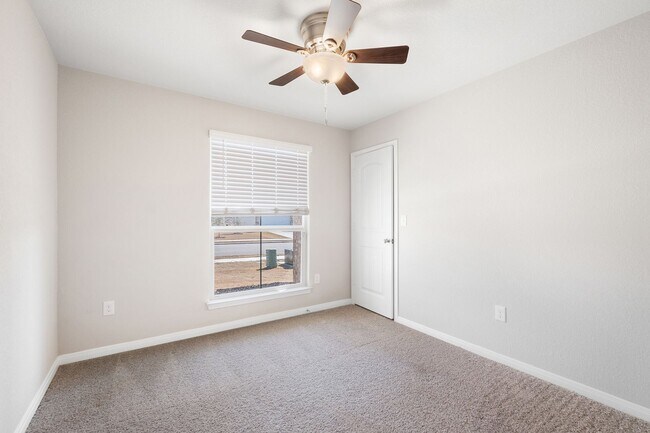 Building Photo - Fantastic 3 Bedroom, 2 Bath Home Near Downtown Hutto