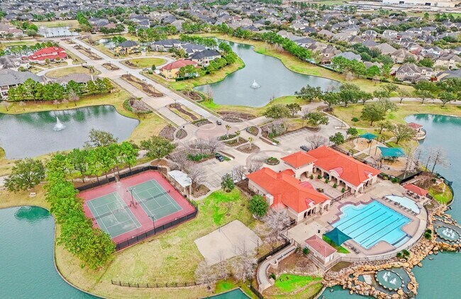 Building Photo - 12215 Salmon Creek