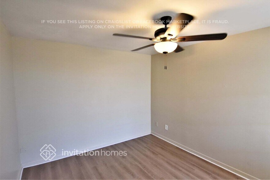 Building Photo - 5043 N 20th Ave