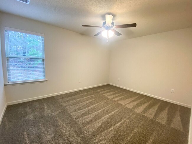 Building Photo - 4 bed, 3 bath built in 2021 in Somerville