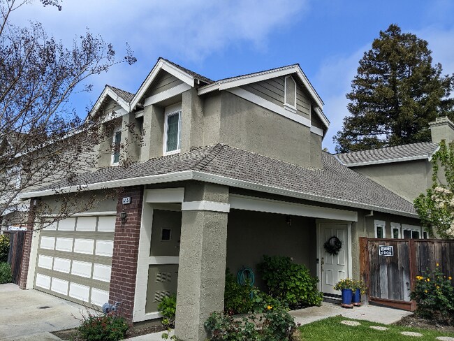 Primary Photo - 5815 Northland Terrace