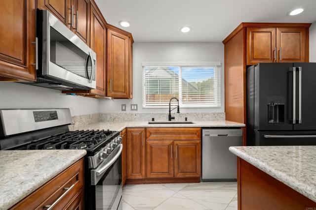 Building Photo - 5683 Red River Dr