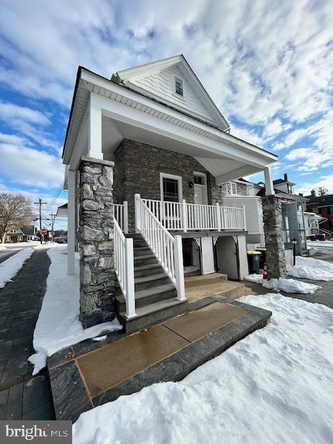 Building Photo - 363 E Lancaster Ave