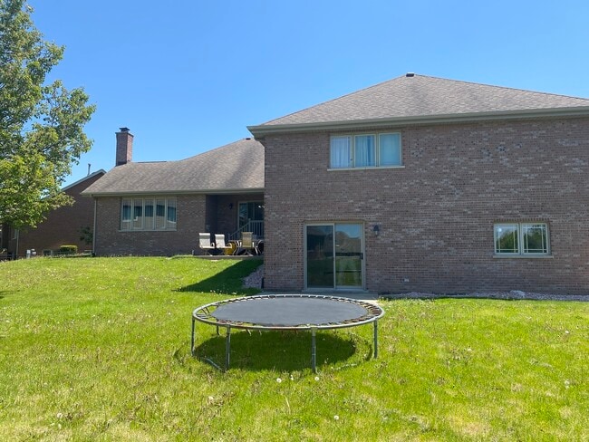 Building Photo - 9266 Maura Ct