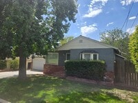 Building Photo - 2 Bedroom in La Crescenta