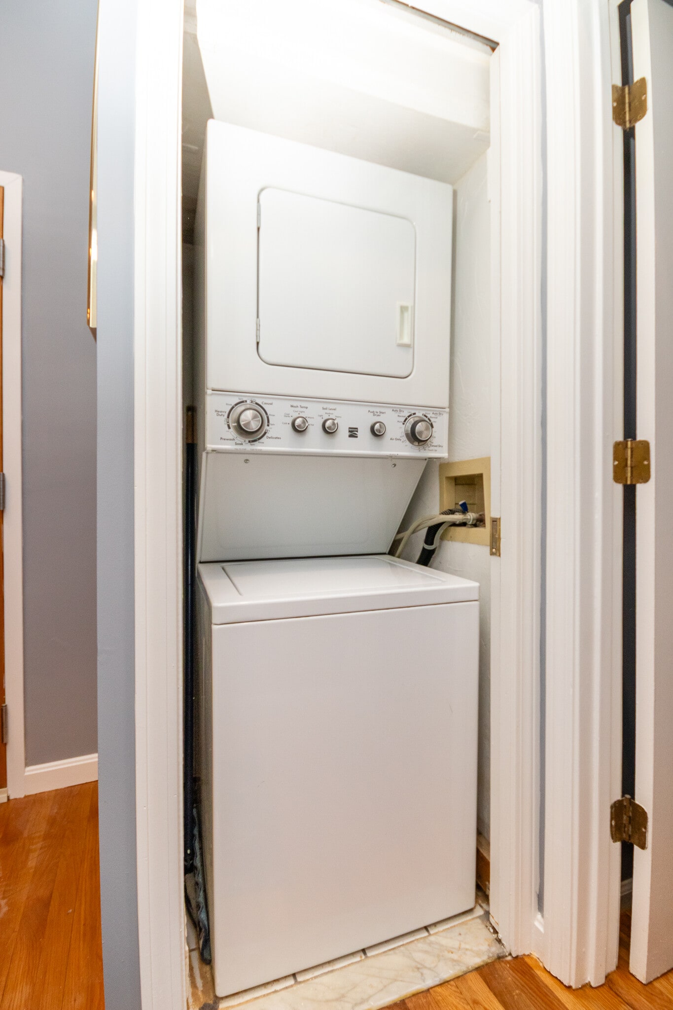 Building Photo - 342 North St