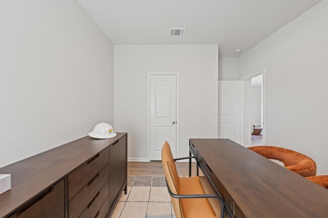 Building Photo - 956 Camelia Grv Ct