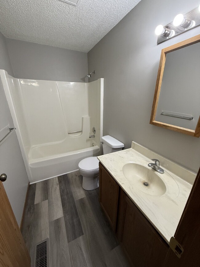 Building Photo - 2994 Jonathan Dr