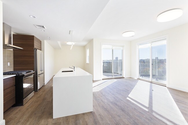 Building Photo - 40 Fisher Ave