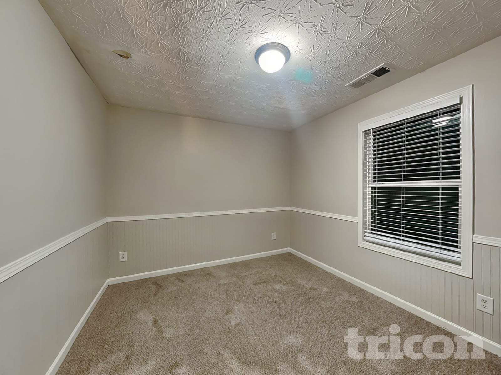 Building Photo - 305 Little Creek Rd SE