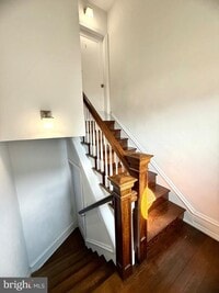 Building Photo - 815 Fayette St