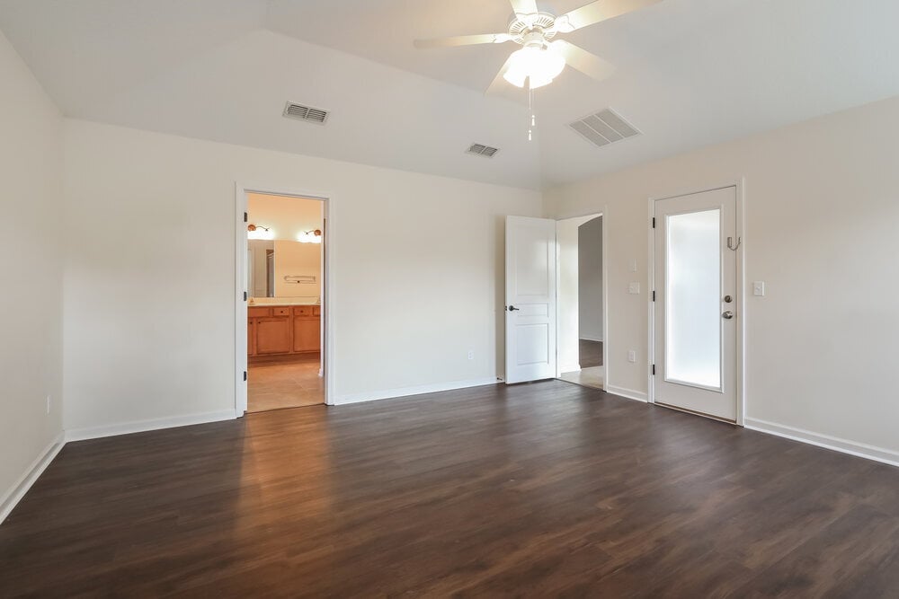 Building Photo - 1709 N Cappero Dr