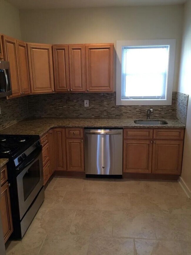Building Photo - Charming 3-Bedroom Townhouse in Brewerytown
