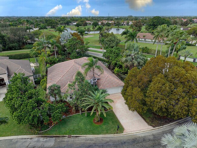 Building Photo - 1012 SW 156th Ave