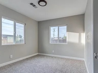 Building Photo - 421 Eye St