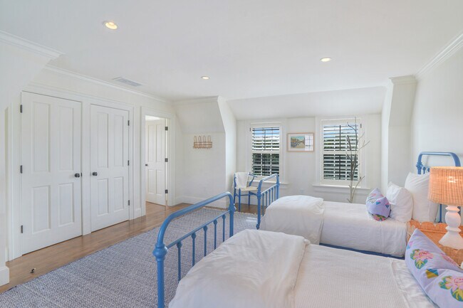 Building Photo - 65 Butler's Cove Rd