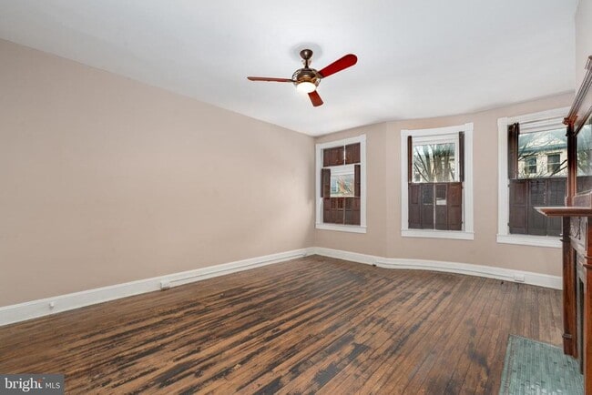 Building Photo - 216 E Biddle St