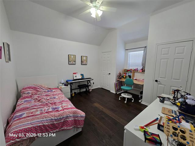 Building Photo - 3025 Ridge Hollow Dr