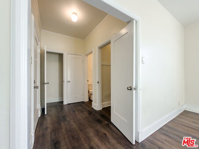 Building Photo - 3506 W Pico Blvd