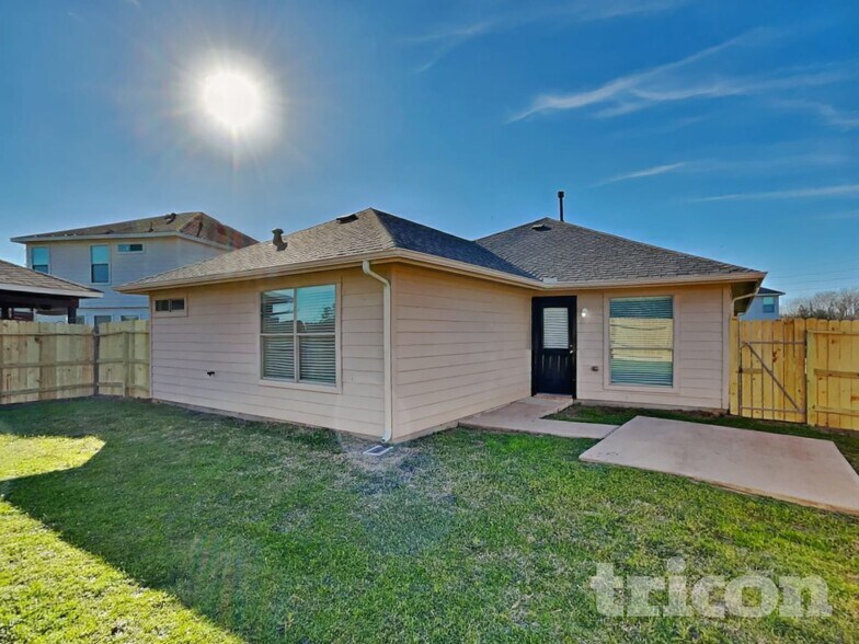 Building Photo - 20435 Shiloh Mist Ln