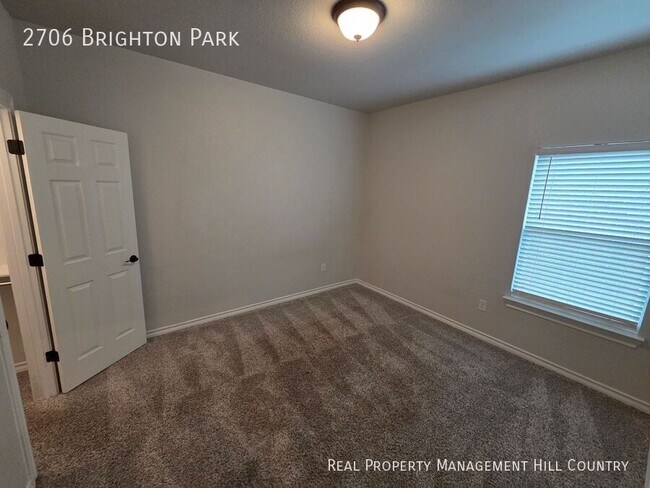 Building Photo - 2706 Brighton Park