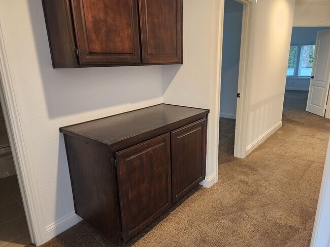Building Photo - Gorgeous 5 Bedroom in Carmel Mtn Ranch in Gated Community