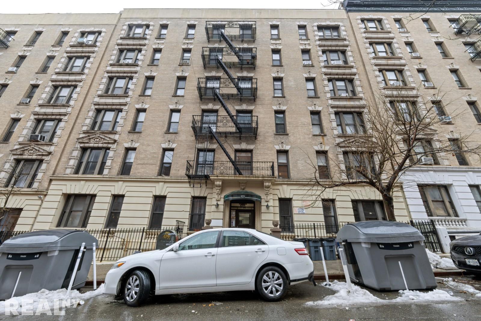 Building Photo - 523 W 143rd St