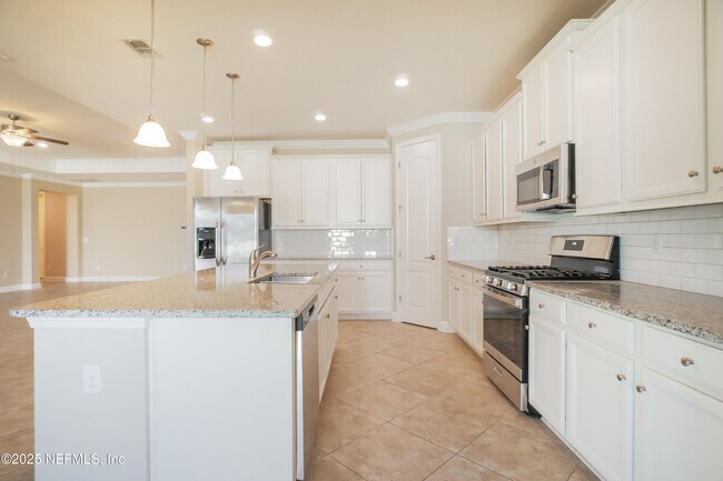 Building Photo - 25 San Telmo Ct