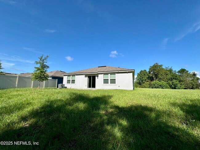 Building Photo - 3330 Lawton Pl