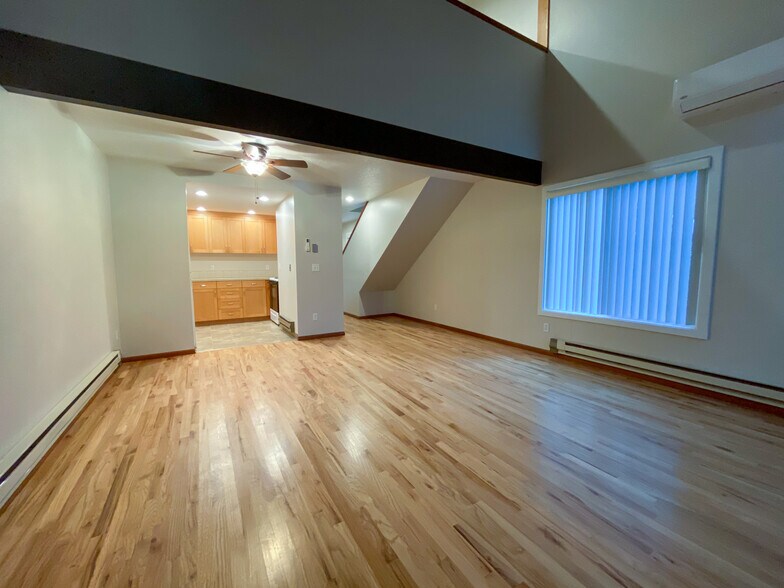 Building Photo - 2026 SW Carolina St