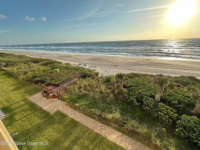 Building Photo - 1415 N Hwy A1A