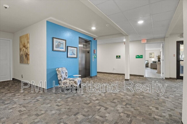 Building Photo - 260 Spanish Moss Cir