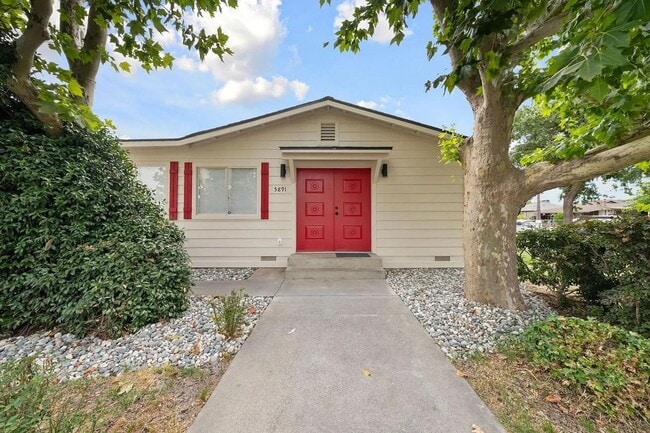 Building Photo - 5891 28th St