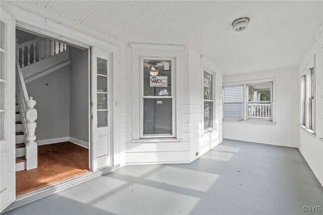 Building Photo - 145 Hixson Ave