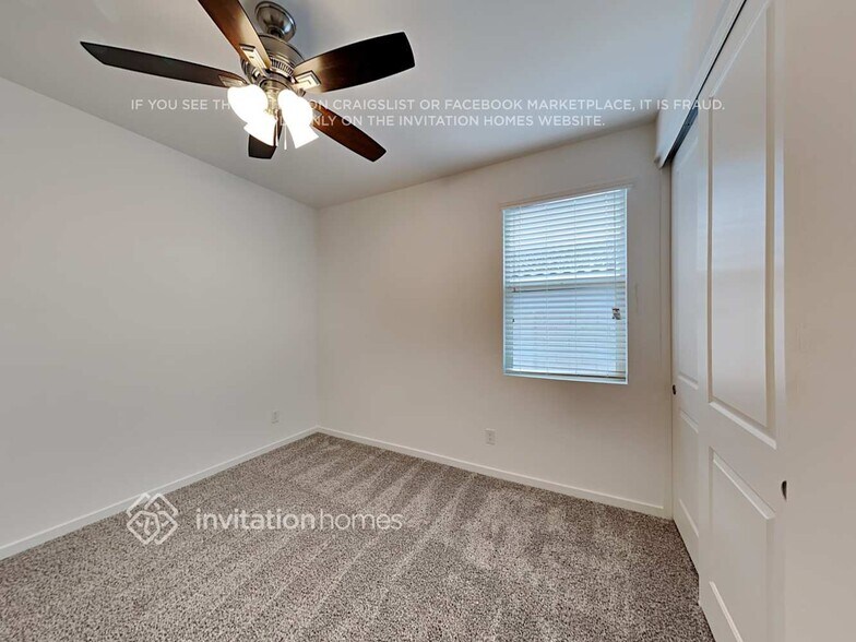 Building Photo - 17660 W Fetlock Trl