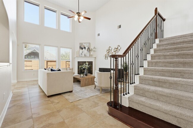 Building Photo - 16919 Talisker Ct