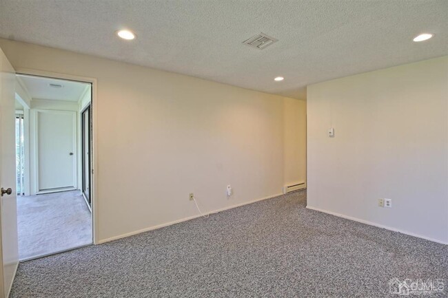 Building Photo - 137 Cistus Plaza