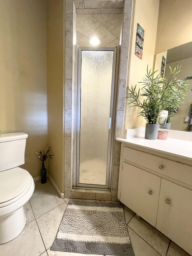 Building Photo - 6213 Avenue W