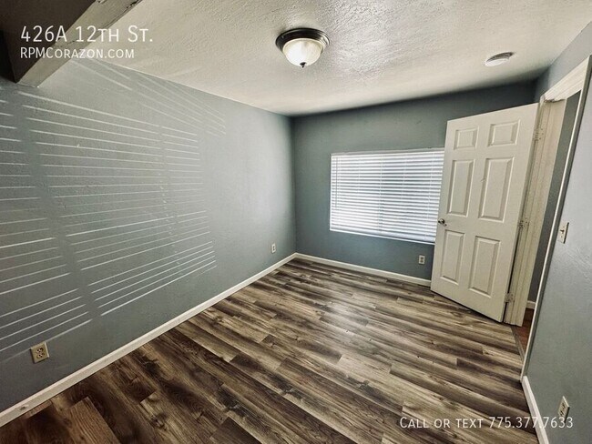 Building Photo - 426 12th St