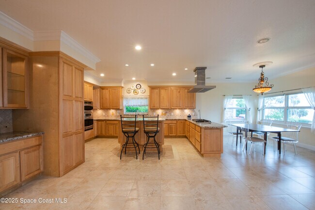 Building Photo - 1613 Indian River Dr