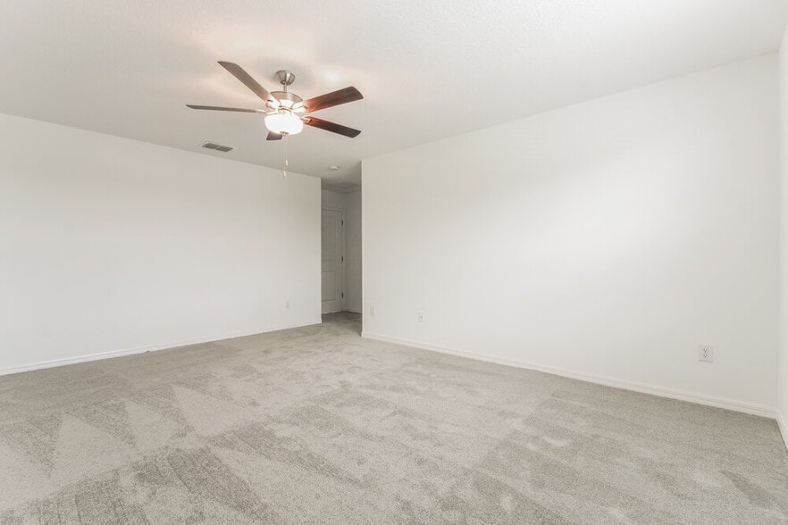 Building Photo - 2161 Skybrooke Blvd