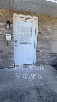 Building Photo - 1308 Arthur Ave