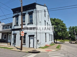 Building Photo - 338 Bush St