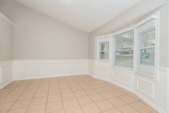 Building Photo - 1450 Moriah Trce