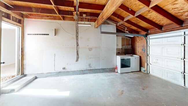 Building Photo - 83 Del Oro Ct