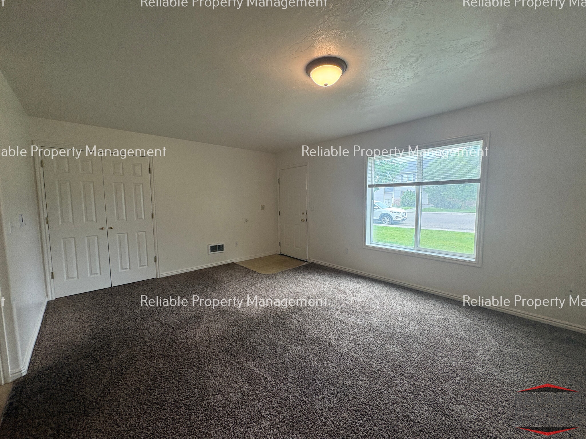 Building Photo - 3124 E Chasewood Dr