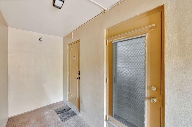 Building Photo - 8704 NW 35th St