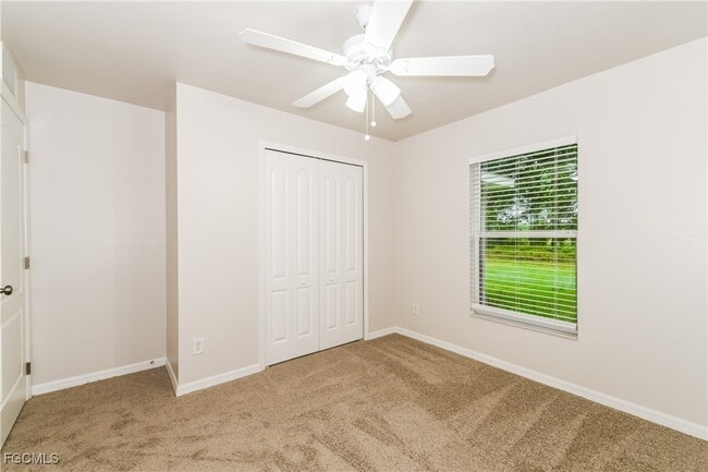 Building Photo - 1057 Lilac St E