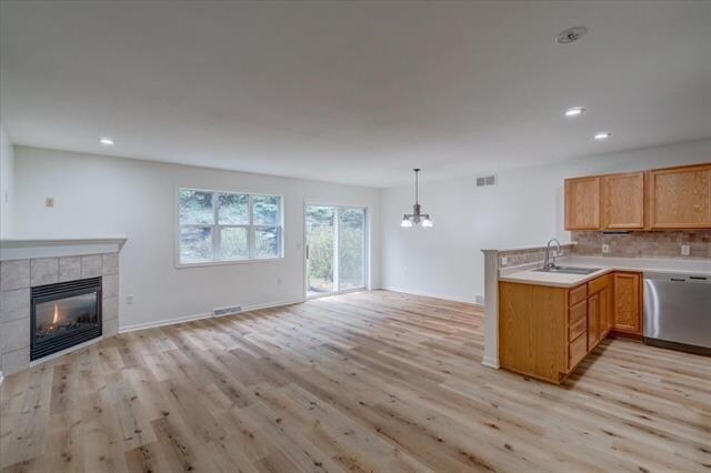 Building Photo - 3020 Selkirk Dr