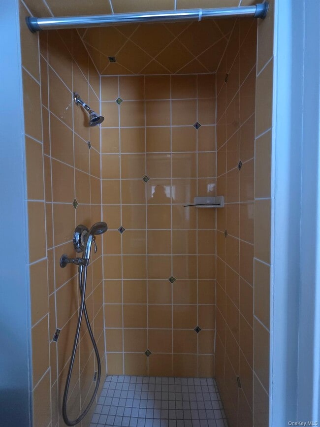 Building Photo - 263 S Mountain Rd